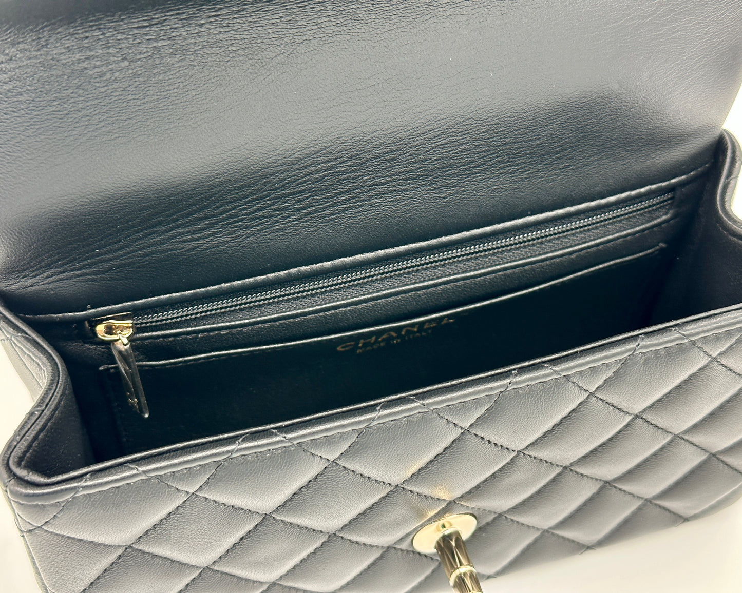 Luxuriöse Mini-Handtasche mit Tragegriff