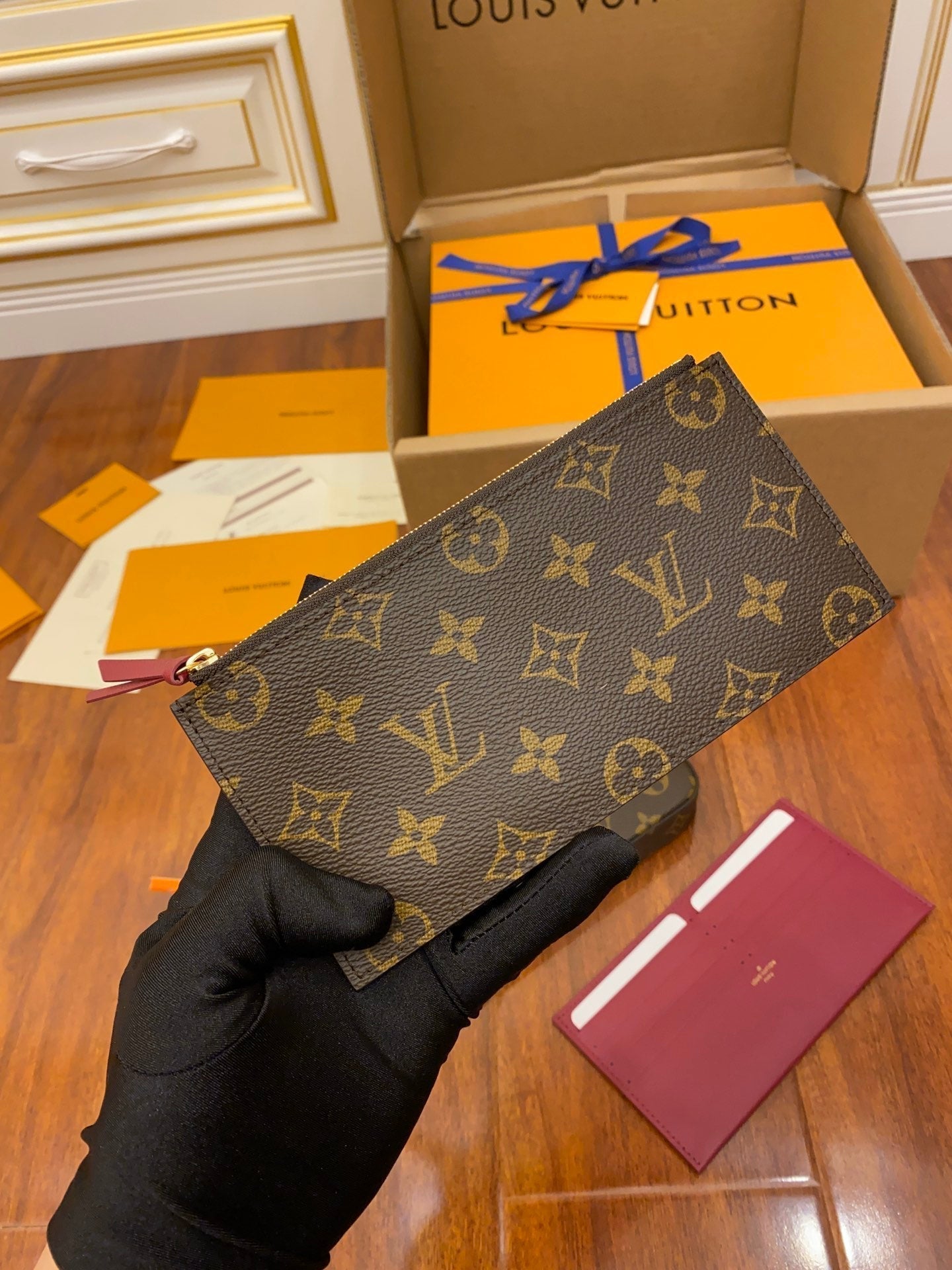 Elegante Pochette mit Kette – Foto 21