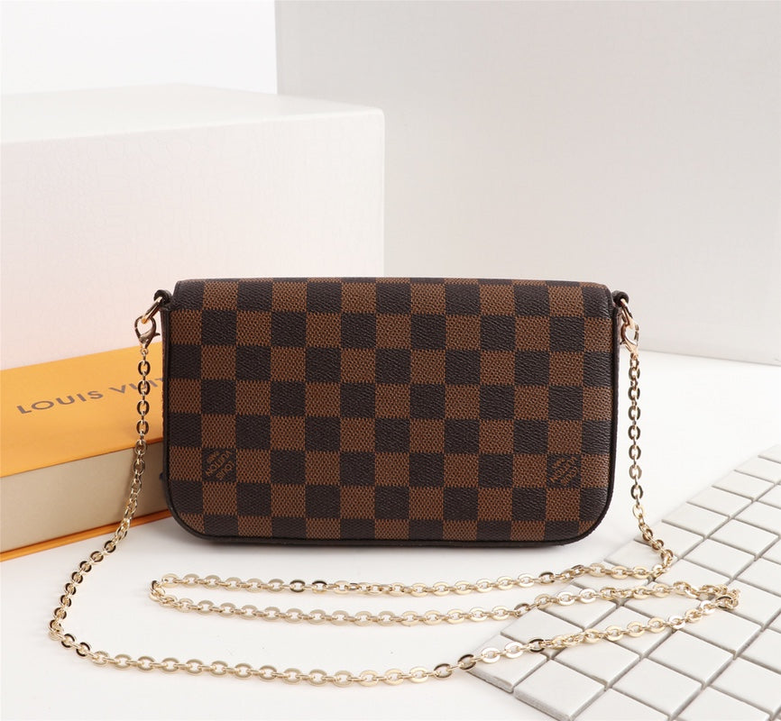 Elegante Pochette mit Kette – Foto 8