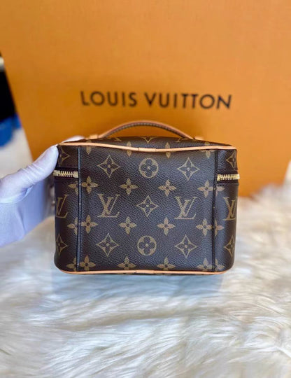 Premium Kosmetiktasche – Foto 6