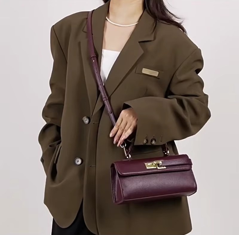 Luxuriöse Lock-Design Tote Bag