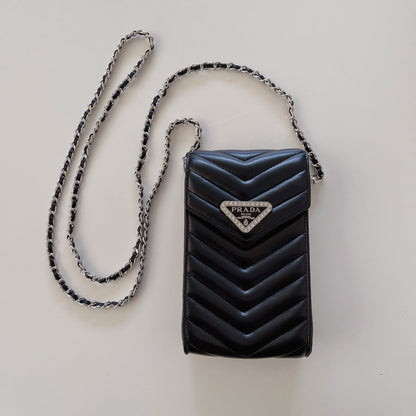 Leder-Handytasche mit Crossbody-Riemen 02