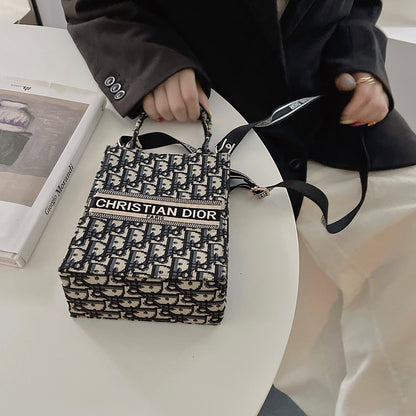 Klassische Tote Bag mit Crossbody-Riemen