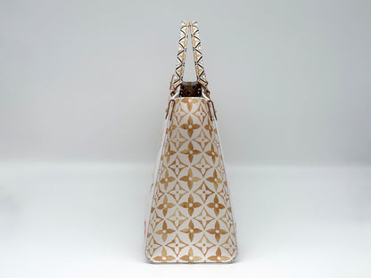 OnTheGo MM Tote Bag Beige