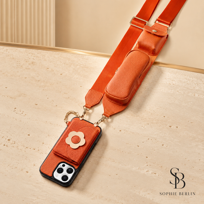 Orange Crossbody-Handyhülle Detailansicht mit schwarzem Sophie-Berlin-Logo