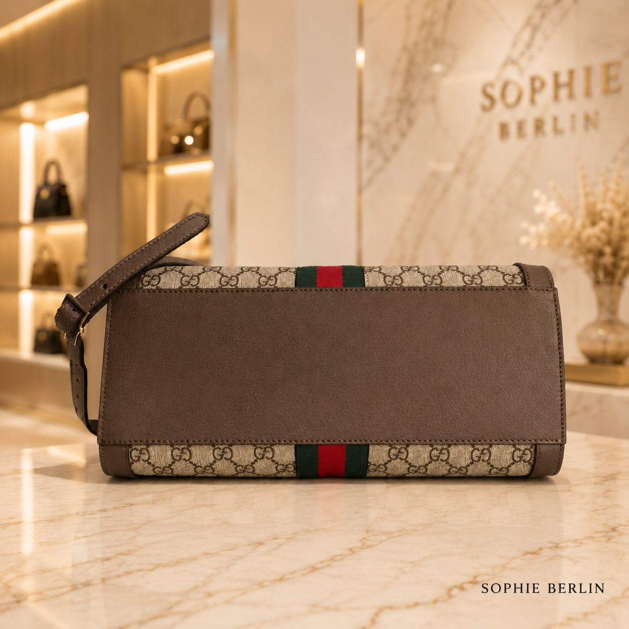 Prestige Medium Tote – Onderkant