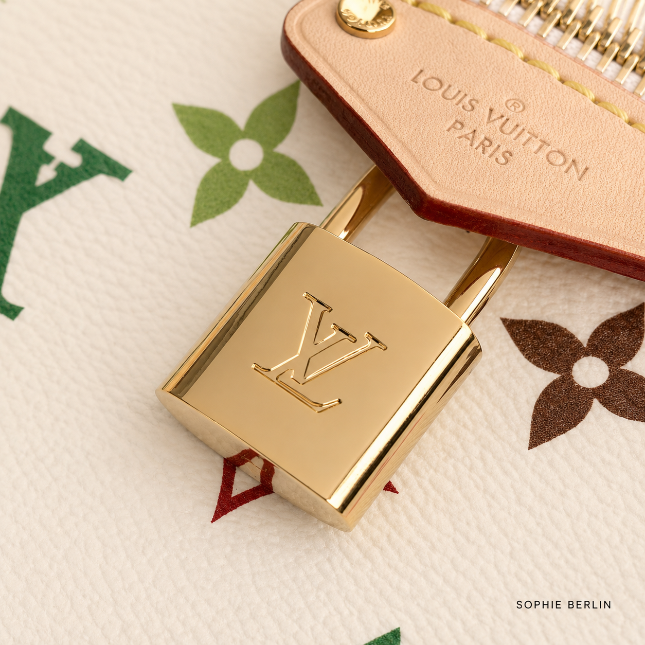 Vintage Box Handtasche Schlossdetail – Sophie Berlin